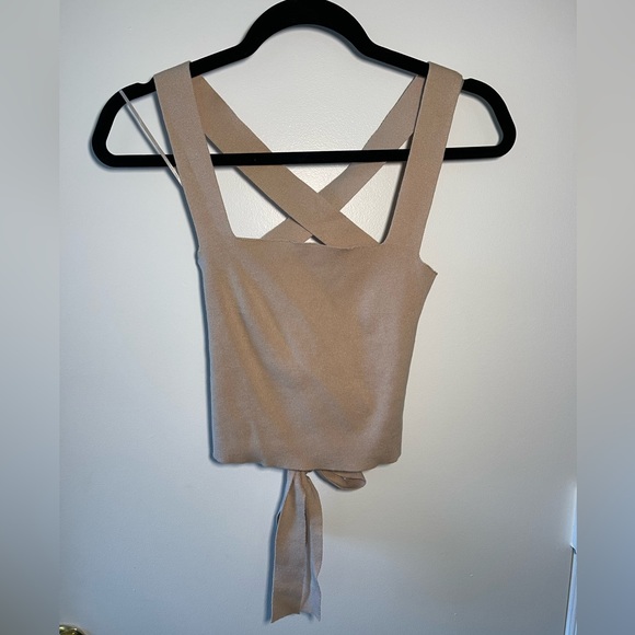 NWT Le Lis Knit Crop Top in Cream - Picture 4 of 10